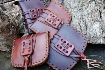 leather products pioneering pouches by beaver bushcraft