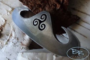 Fire steel for flint and steel the viking stumpy tail by beaver bushcraft