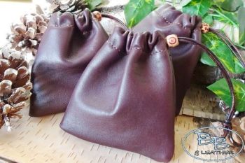 Leather soft glove fabric in mulberry by beaver bushcraft