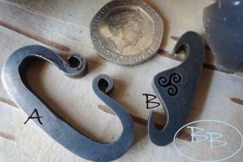 Fire steel selection A or B for the beaver bushcraft challenger tinderbox