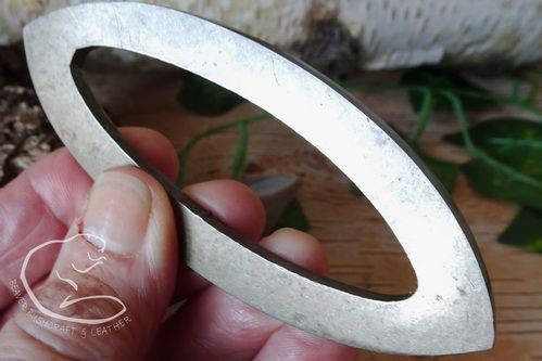 Traditional  'Pointed Oval' Traditional Flint & Steel (85-1553)