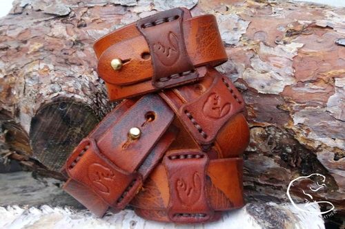 WRIST CUFFS