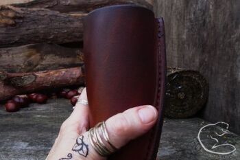Limited edition simple leather drinking horn