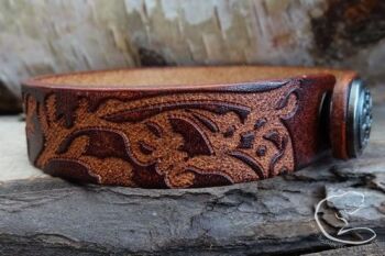 Leather cuff simple embossed