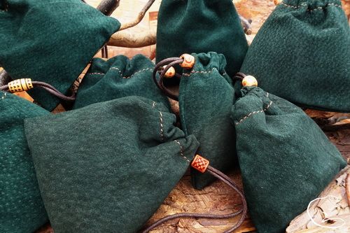 Super Soft Suede Mini  'Forester' Pouch - Forest Green (45-6210)