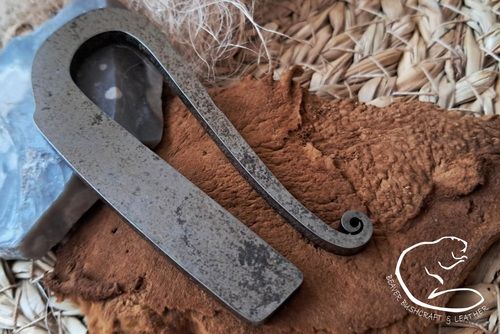 Classic Styled Basic 'R' Striker - Traditional 'Flint & Steel' (857-1721-76)