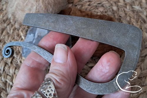 XL 'R' Shaped Flint & Steel Fire Striker with Curly Tail - Circa 17th to 18th Century (85-1719)