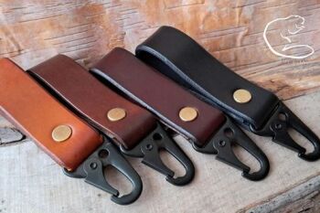 Leather belt loop with parrot clip by BB