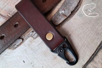 Leather belt loop with black clip by BB