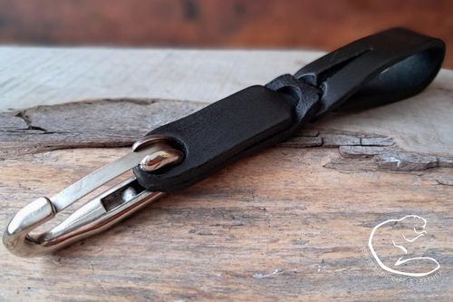 Twist & Pull Leather Belt Loop with Silver Snap Click (45-7011)