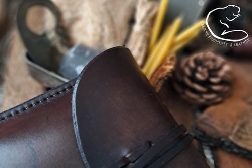 Limited edition by bb for old school tinder pouch with fire lighting kit