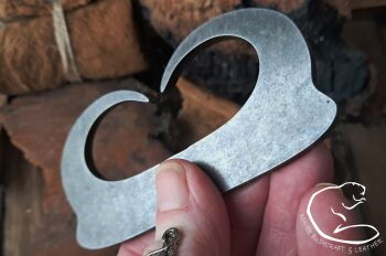 Flint and steel fire striker pointed B by Beaver bushcraft