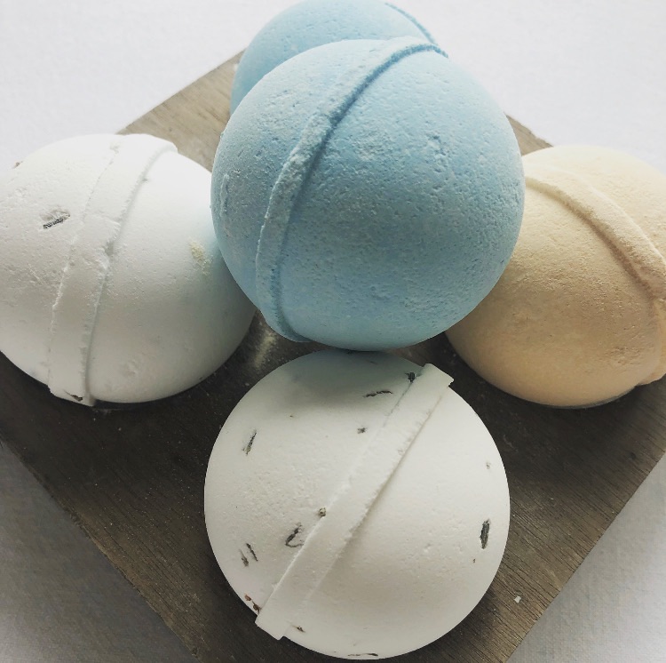 LARGE BATH BOMBS
