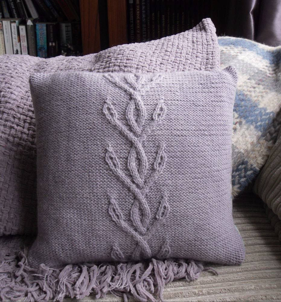 Cornflower Cable Cushion - Free Pattern