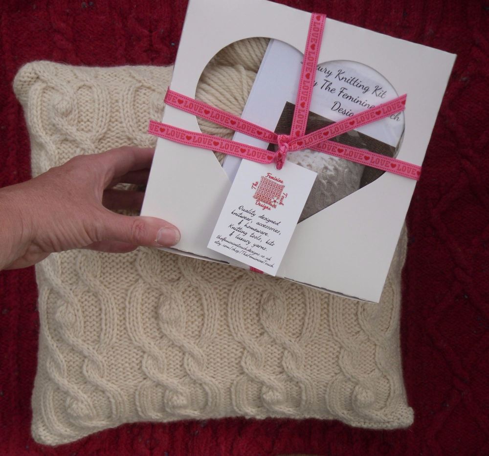 Natural Cushion Pillow knitting kit