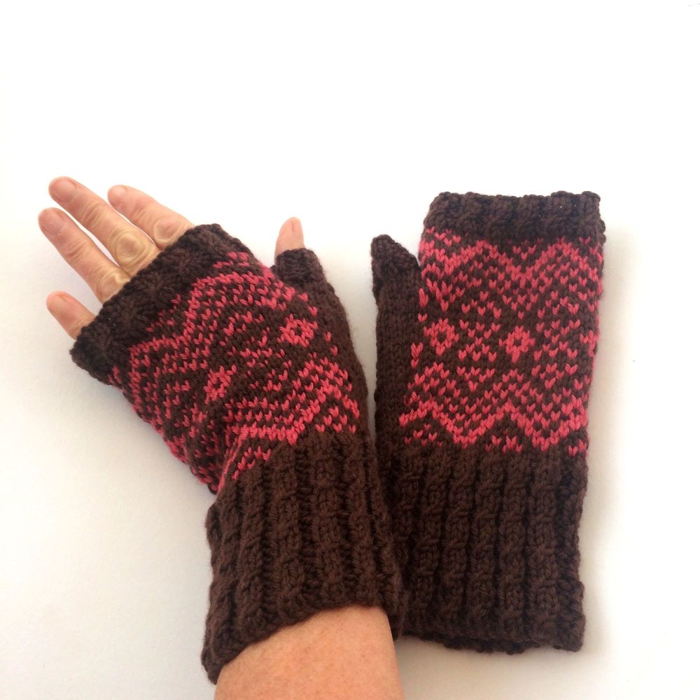 Brown 100% wool Fingerless gloves