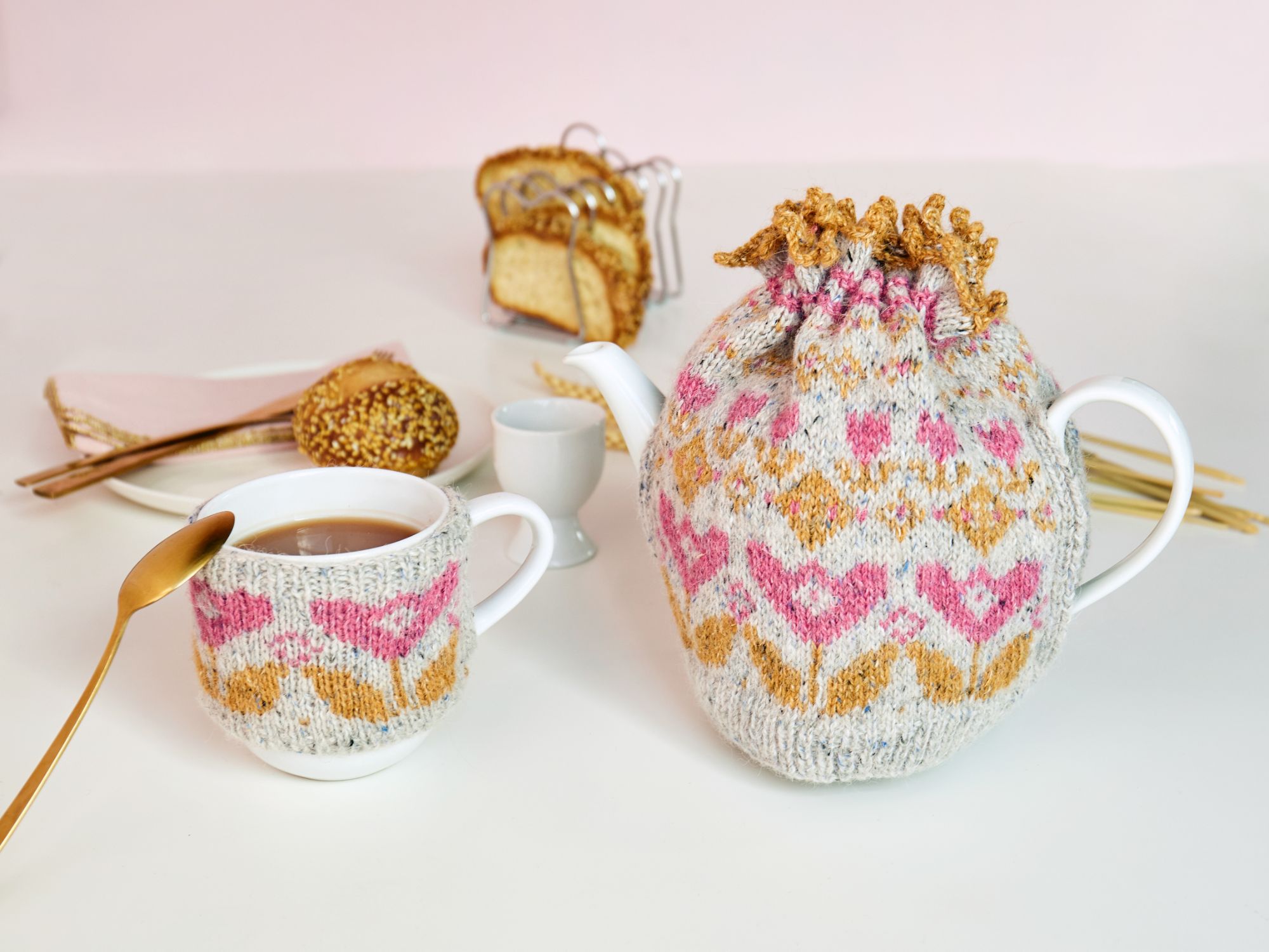 Tea cosy set