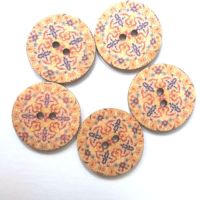 Red/Purple patterned wood buttons 25mm