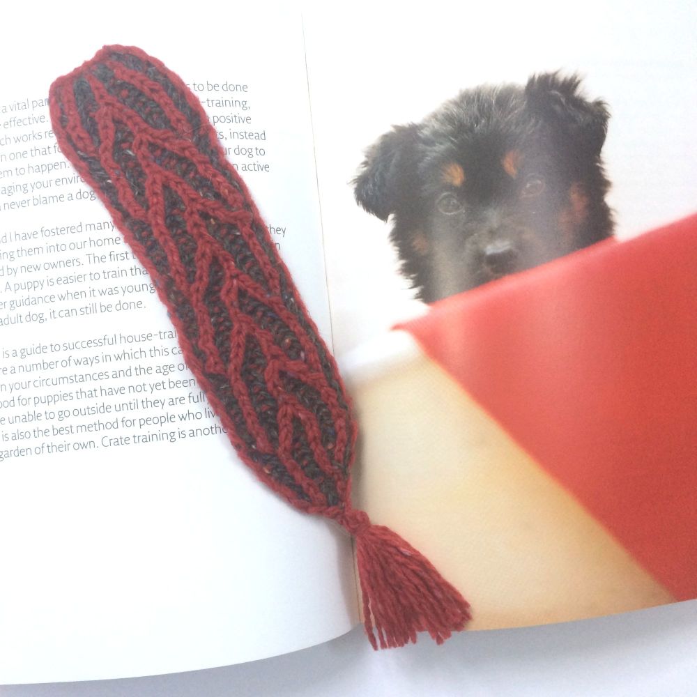 Red / Grey Knitted bookmark