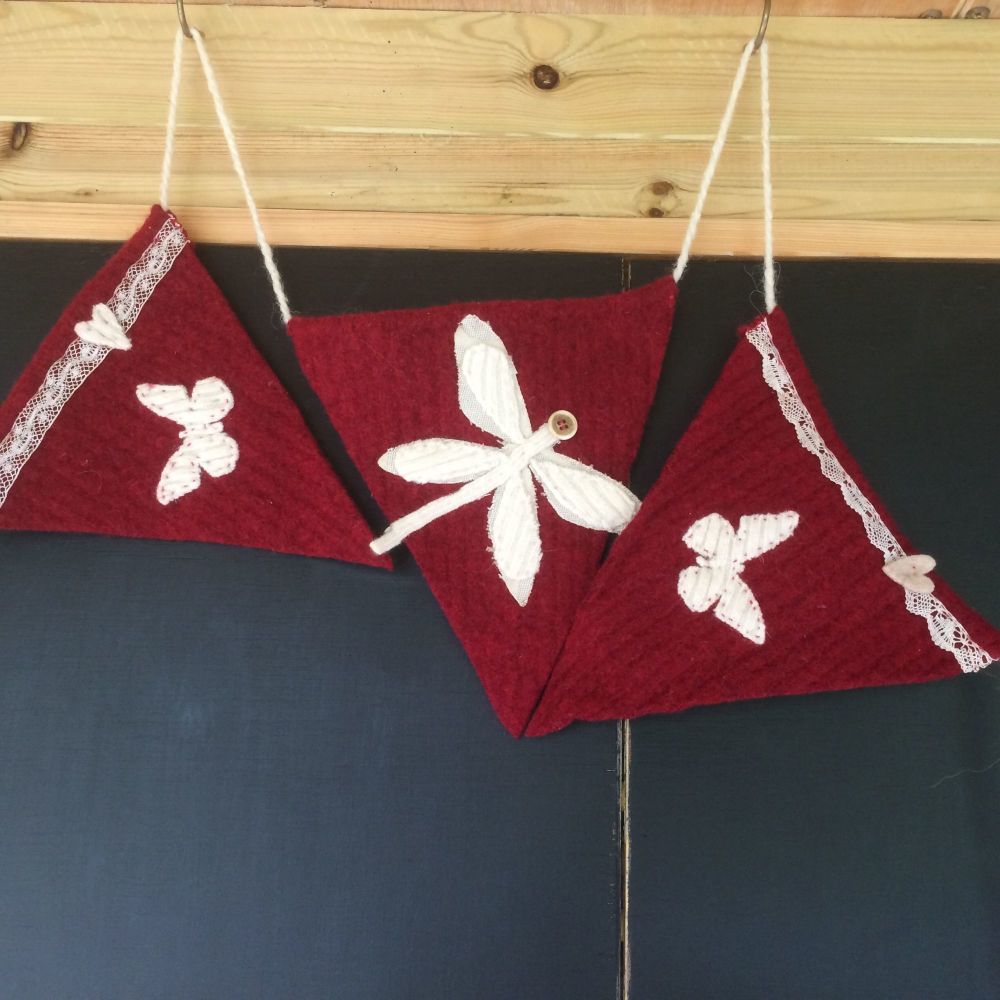 Recycled Red Wool Bunting    - 3 metres