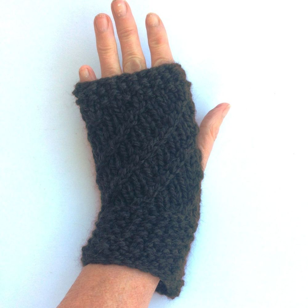 Black striped fingerless gloves