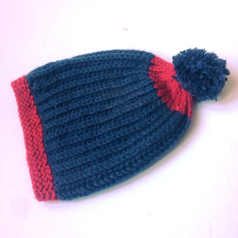 Navy Blue & Red chunky beanie hat