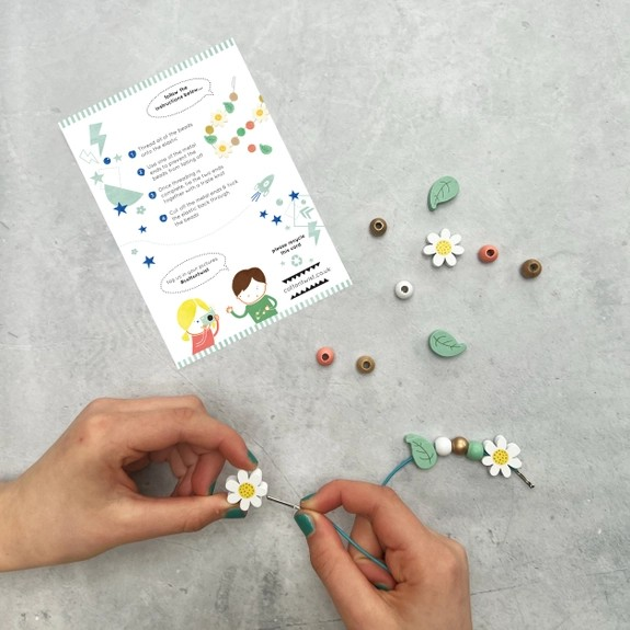 Daisy Chain Bracelet Kit