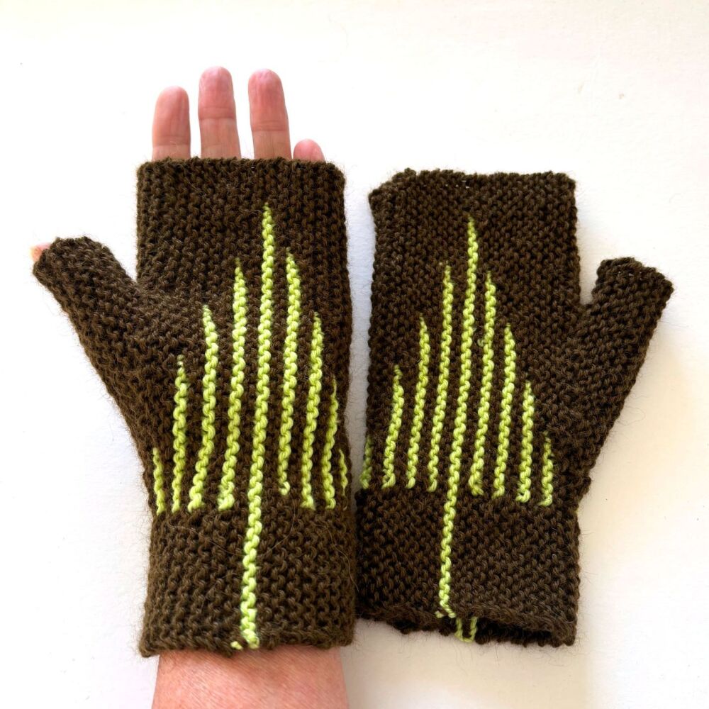 Green Pine Tree Fingerless Gloves