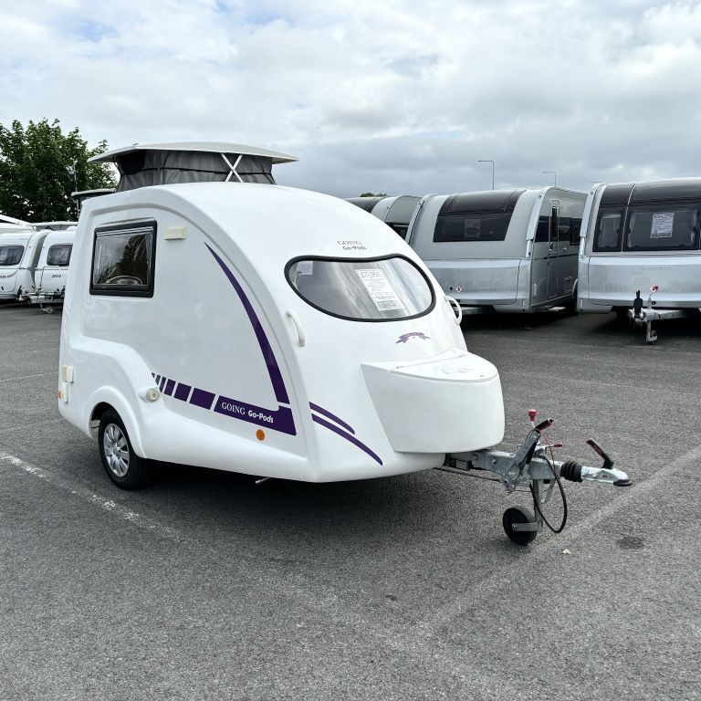 Well maintained 2018 Go-Pod with heating, solar & more! Just £11,995.00 O.T.R