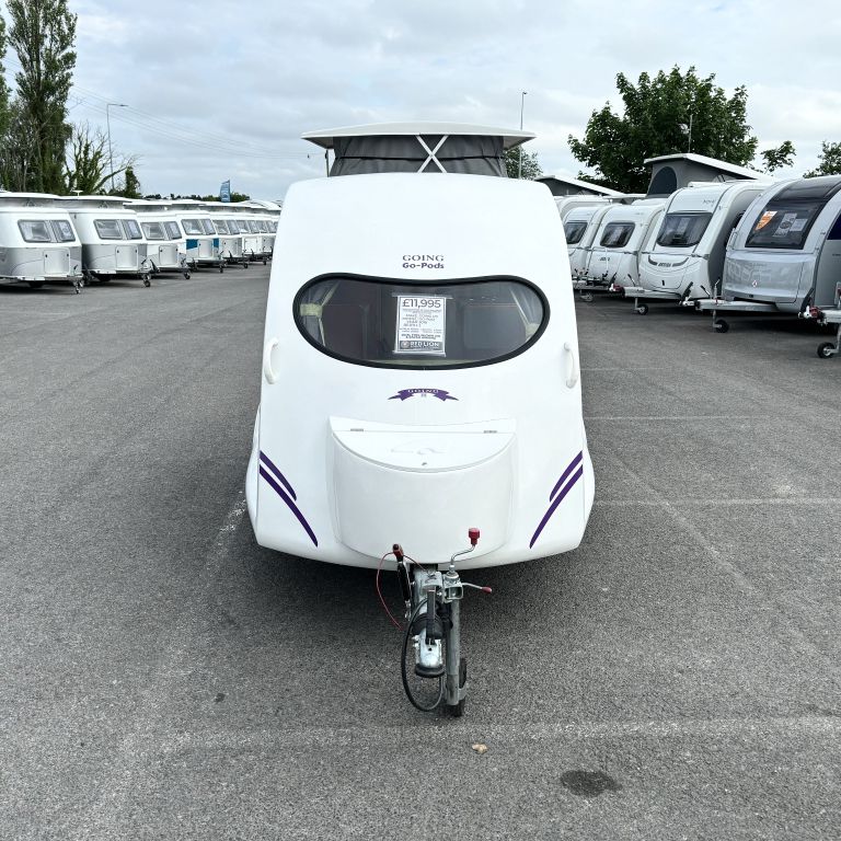 Well maintained 2018 Go-Pod with heating, solar & more! Just £11,995.00 O.T.R
