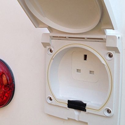 External 240V Socket