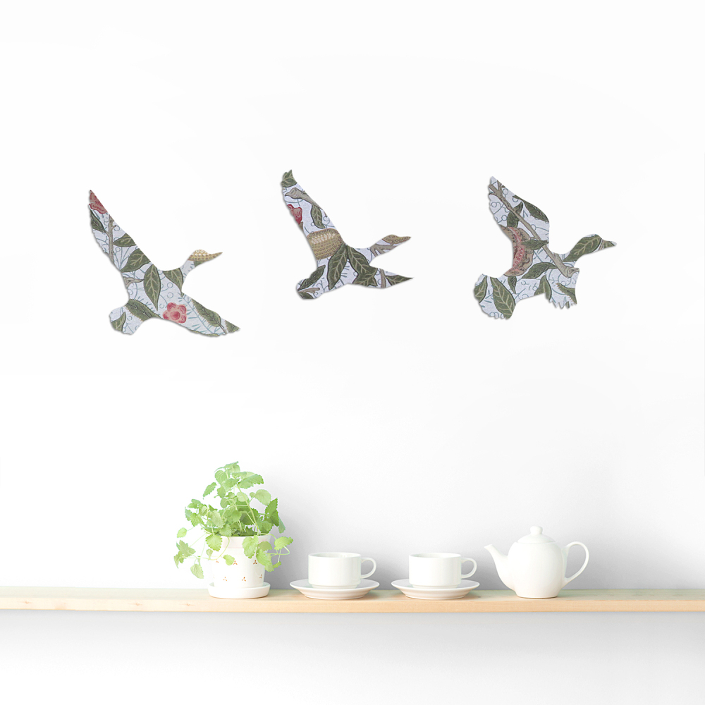 William Morris Wallpaper Wooden Ducks Set (Fruit)