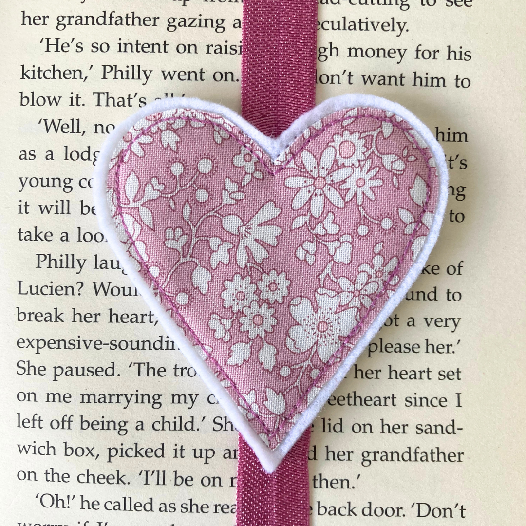 Bookmark Book Band - Heart - Liberty Print