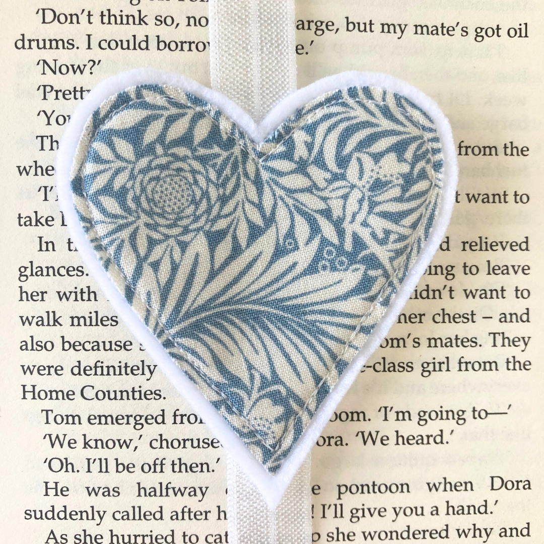 Bookmark Book Band - Heart - William Morris Print.