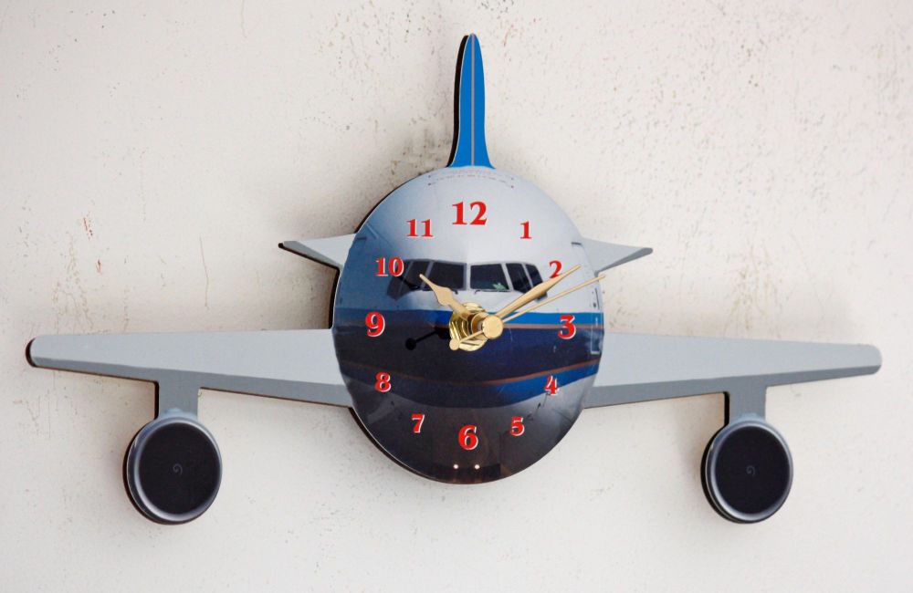 Airplane Clock