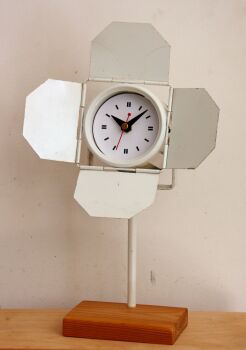 Vintage Spot Light Retro Desk Clock