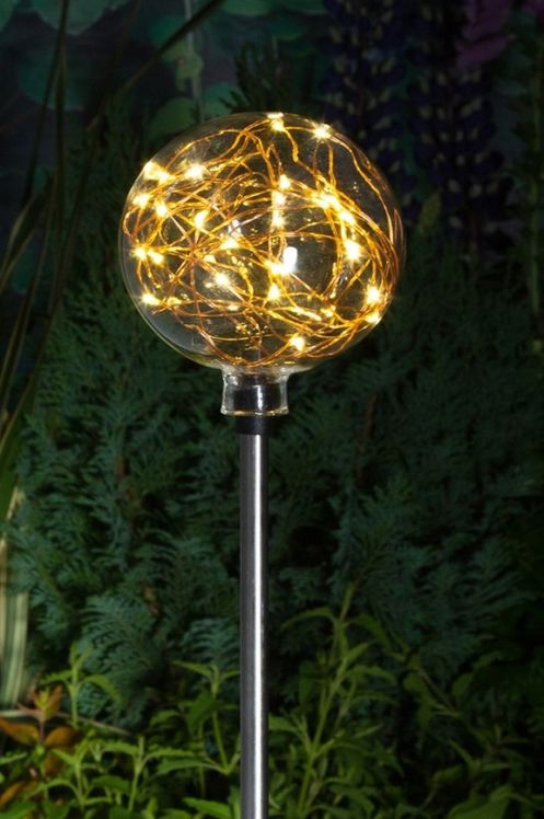 Solar Stake Light - Modern Metallic Wire