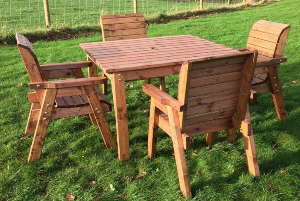 CHARLES TAYLOR TRADITIONAL GARDEN FURNITURE 4 SEAT SQUARE TABLE SET 