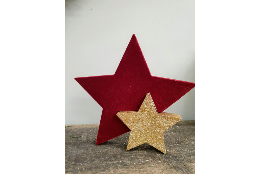 STAR RED ORNAMENT