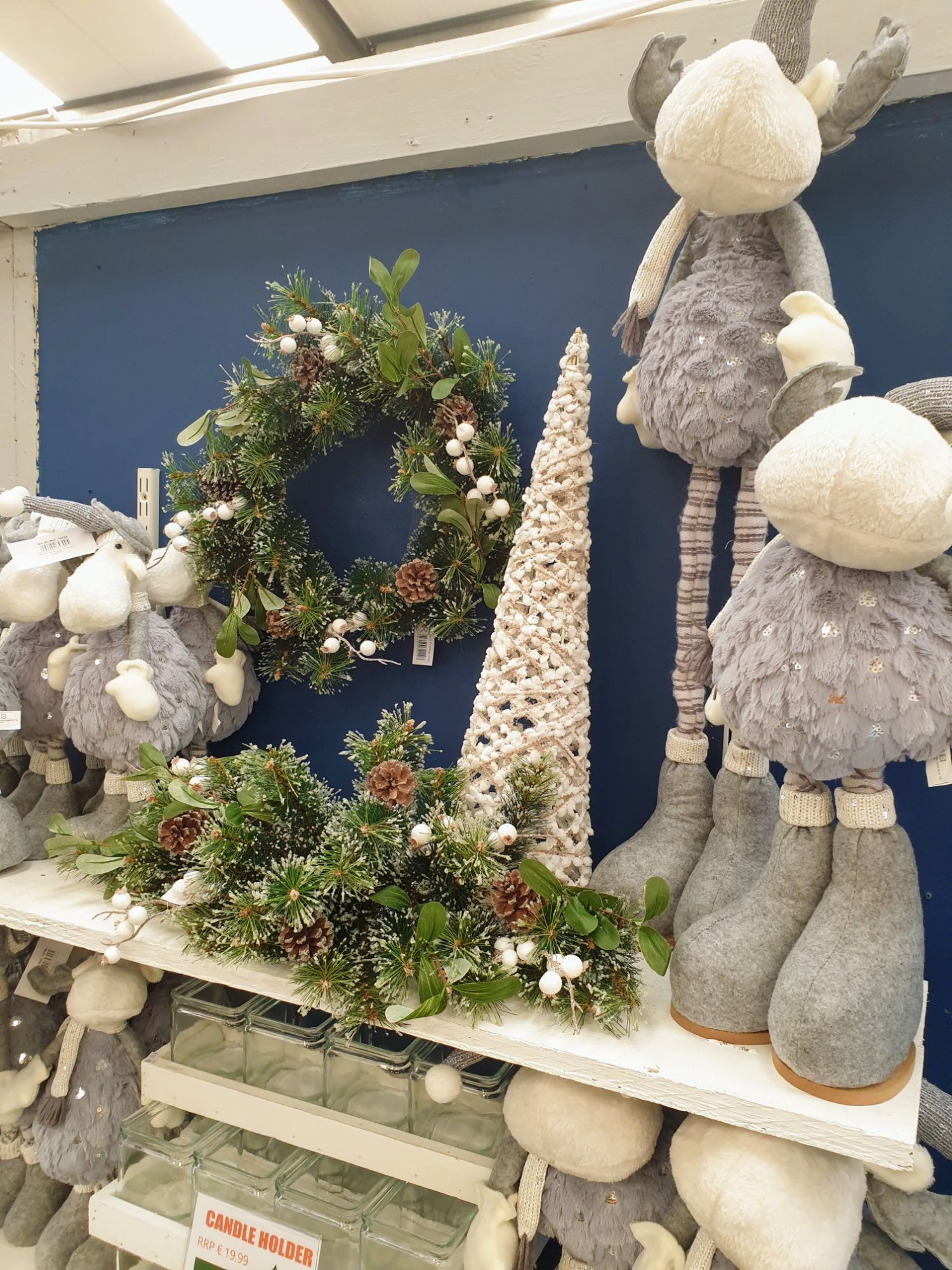 Drinagh Garden Centre supplying plants ,flowers and Garden, Furniture