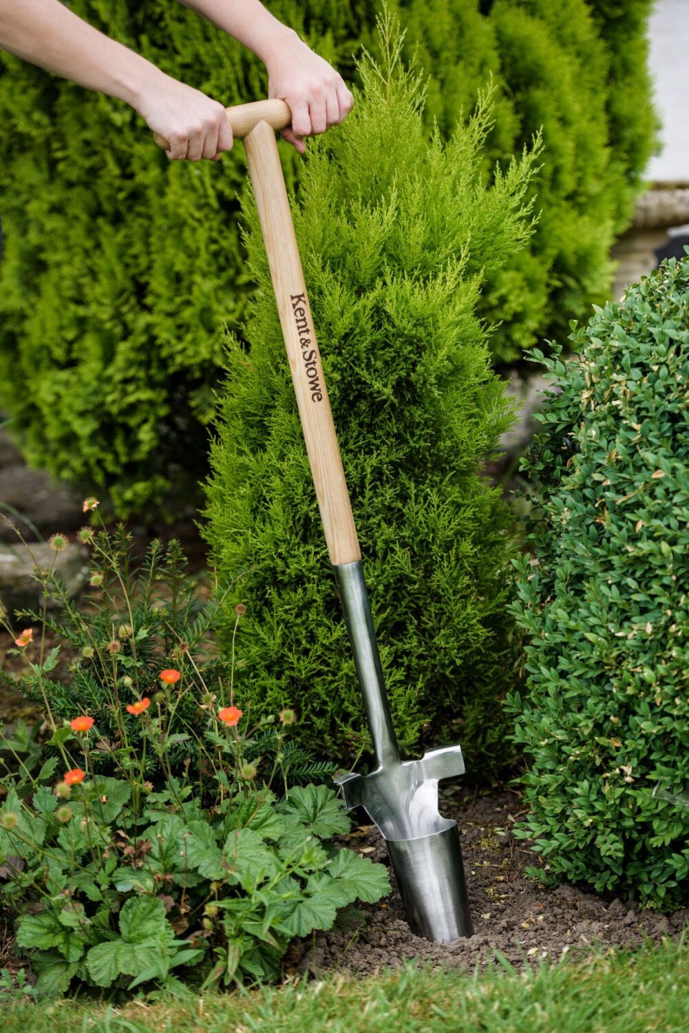 Kent & Stowe Long Handled Bulb Planter - Stainless Steel