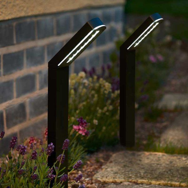 Solar Stake Light Moderna Dual Function - 50L