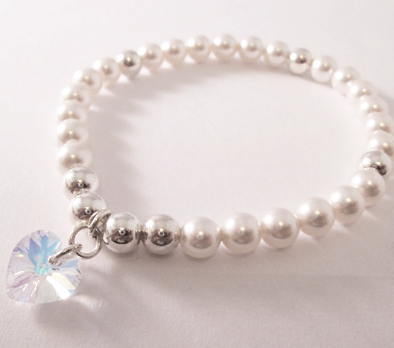 <!--012-->Swarovski White & Silver Heart Bracelet