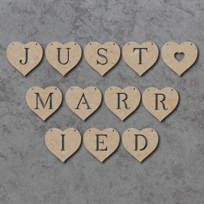 Just Married Heart Bunting Pack