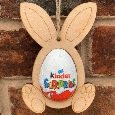 Hanging Kinder Egg 02 Bunny