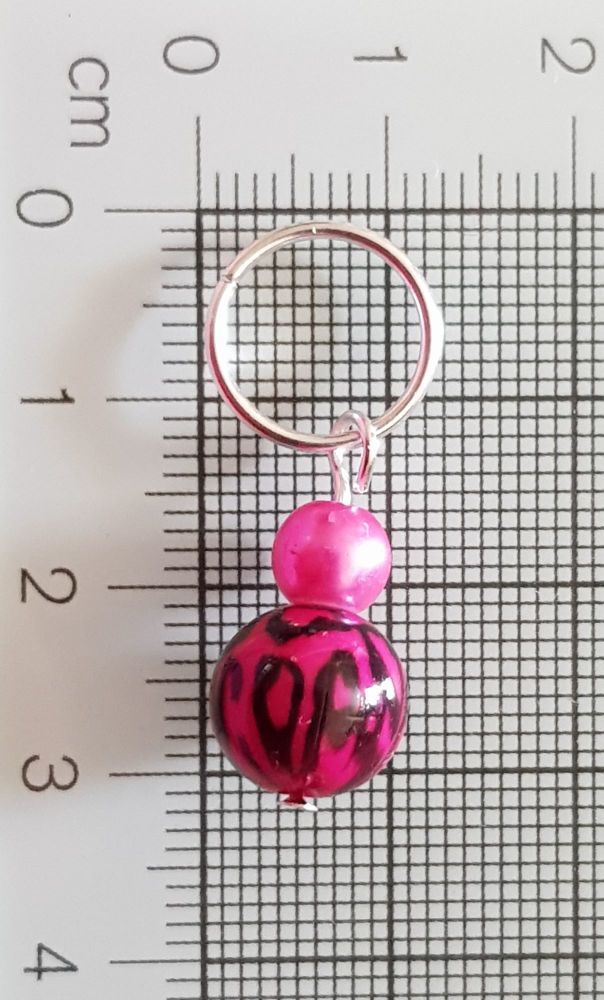 Stitch Markers for Knitting and Crochet (Dark Pink & Black)