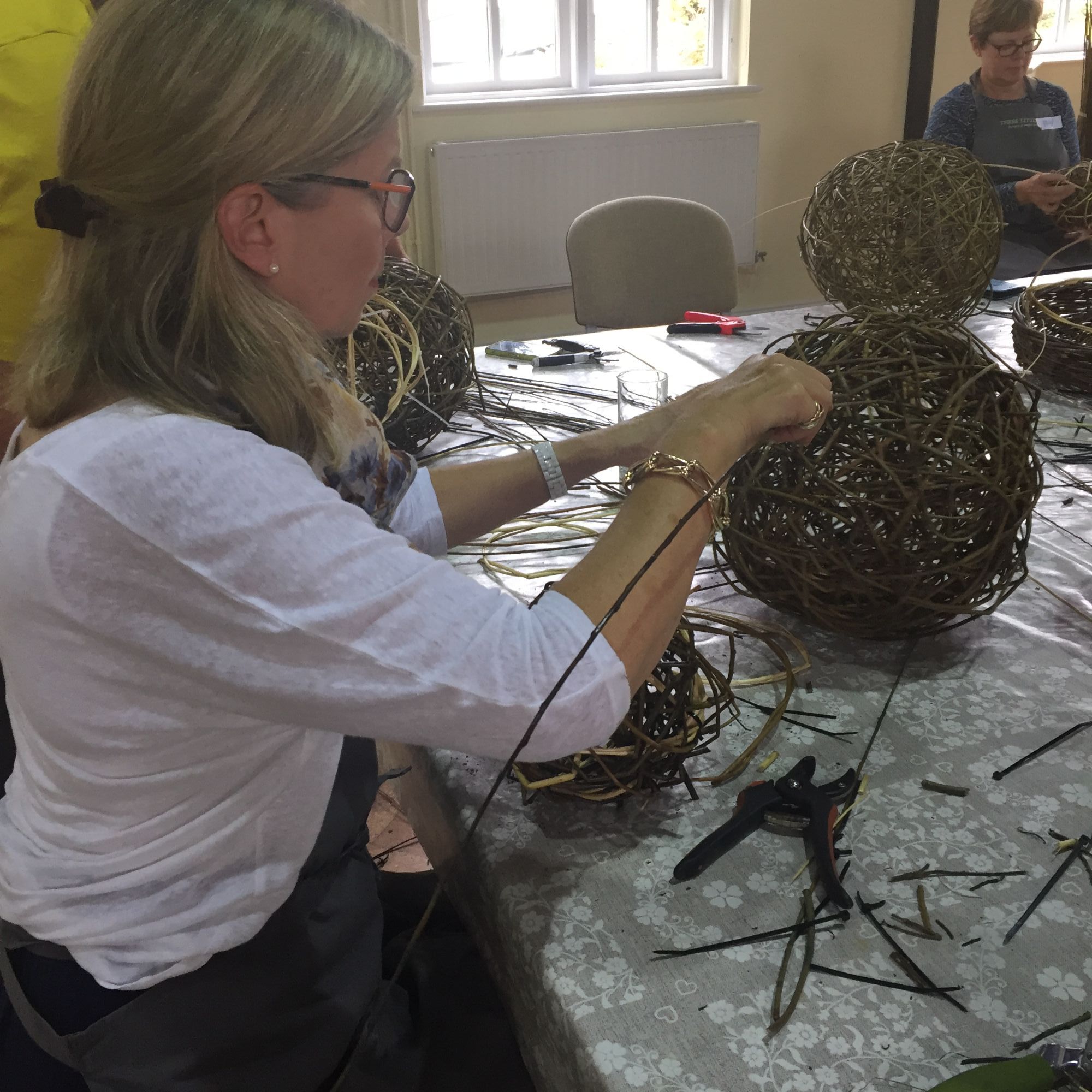 Willow Sphere Sculpture Workshop - Weaving