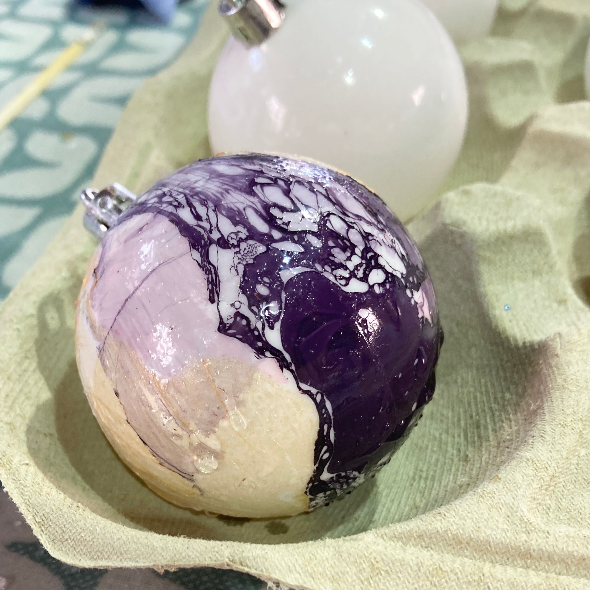 Bauble Marbling Workshop - Baubles