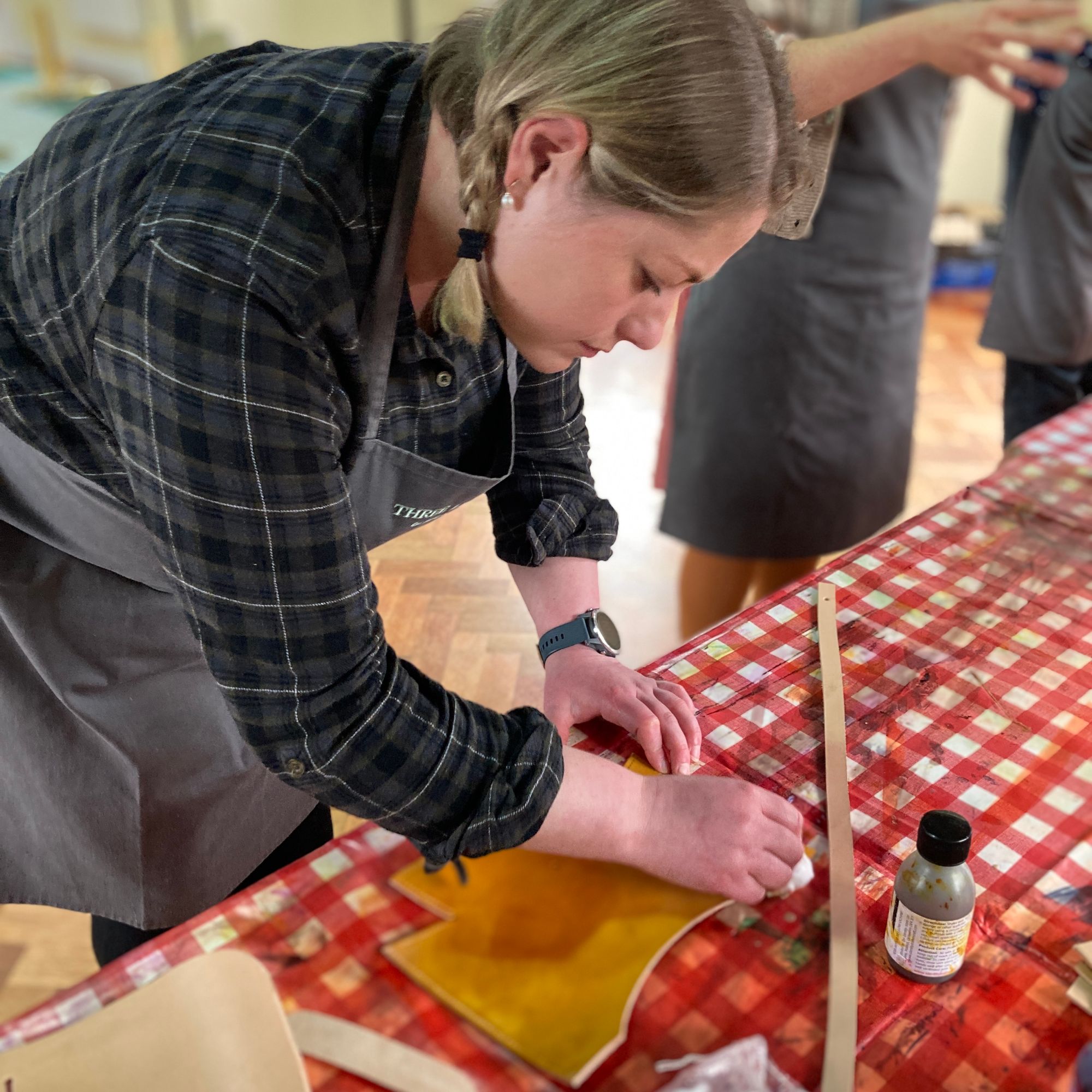 Leather Bag Workshop - Dyeing