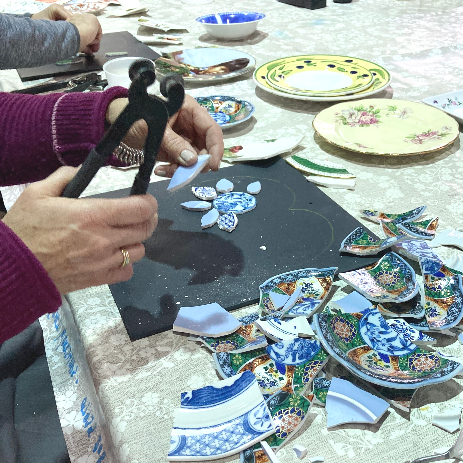 Crockery Mosaic Workshop - Flowers
